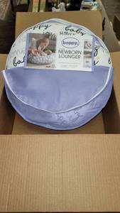lot 1226 image: Boppy newborn baby lounger pillow