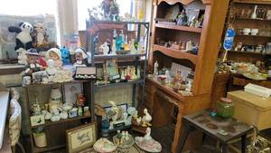 lot 1228 image: Mega Lot of Avon colognes and small houseware items
