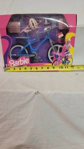 lot 3003 image: Barbie Mountain Bike