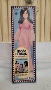 lot 3045 image: 30 inch tall Marie Osmond modeling doll