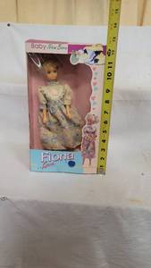 lot 3049 image: Fiona love baby newborn doll