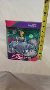 lot 3070 image: Jpi Starr Model Agency Super Models Dawn Doll Poseable 6.5 Doll