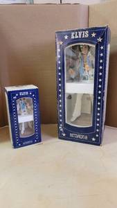 lot 3088 image: Lot of 2 Elvis Presley Figurines Mccormick distilling co.