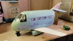 lot 3089 image: Barbie airplane toy set