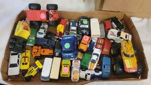 lot 3092 image: lot of small toy cars