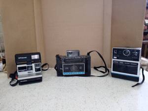 lot 4028 image: Lot Of 3 Vintage Kodak Instant Cameras
