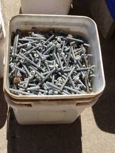 lot 1753 image: Bucket of 3 inch Flat Head Screws
