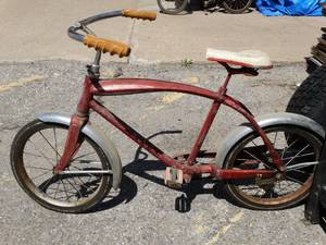 lot 1759 image: Rare 1950s Schwinn Boys Coaster Brake Vintage Bicycle w 16 Hard Rubber Tires