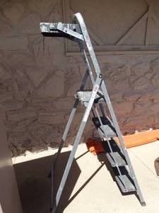 lot 1776 image: Folding Ladder