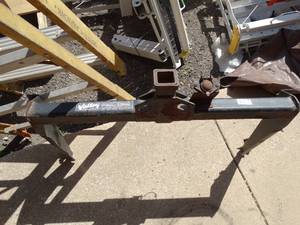 lot 1782 image: Valley Industries Truck Trailer Hitch