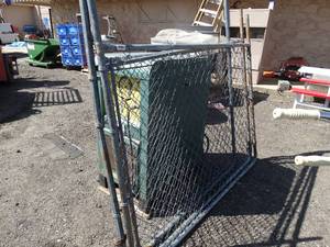 lot 1779 image: 3 Pieces of fence