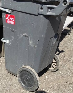 lot 1792 image: Trash Can  Cart