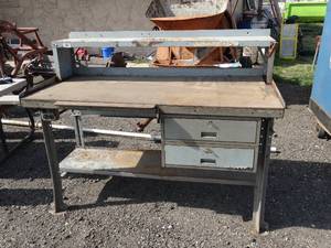 lot 1805 image: Metal Work Bench  Table