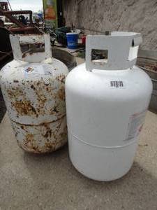 lot 1837 image: 2 Empty Propane Tanks