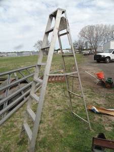 lot 1841 image: Ladder