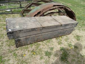 lot 1846 image: Metal Truck Tool Chest