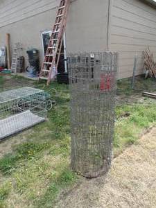 lot 1873 image: 4Ft Tall Roll of Metal Fencing