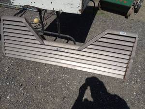 lot 1907 image: 5th Wheel Tailgate  AKA Louvered Tailgate