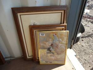 lot 1926 image: Lot of Clown Wall Art