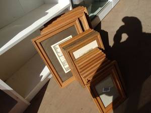 lot 1928 image: Mixed Lot of Unused Wood Picture Frames