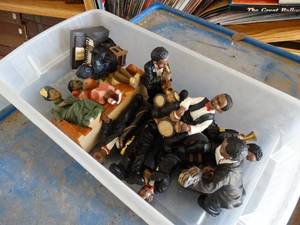 lot 2965 image: Mixed Lot of Figures  Band Members  Cultural