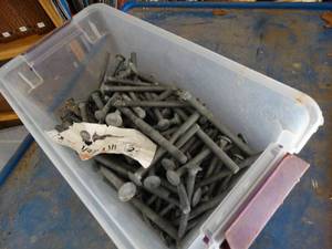 lot 1972 image: 14 X 1 12 Carriage Bolts
