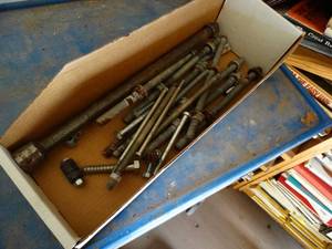 lot 1977 image: Mixed Lot of Long Bolts