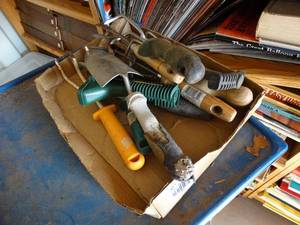 lot 1983 image: Lot of Gardening Hand Tools