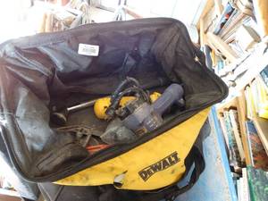 lot 29904 image: Brad Gun  Cut-off Grinder Parts  Dewalt  Misc Tools