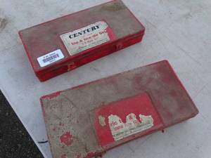 lot 29916 image: 2)  Tap and Die Sets