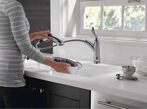 lot 7725 image: Delta Faucet Linden Single-Handle Kitchen Sink Faucet with Pull Out Sprayer, Arctic Stainless 4353-AR-DST