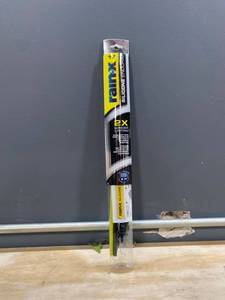 lot 10747 image: Rain-X Silicone Endura Premium All-Weather 17 Windshield Wiper Blade