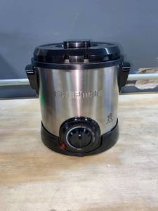 lot 10759 image: Chefman Fry Guy Deep Fryer (4.2 Cup Capacity)