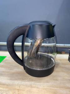 lot 10777 image: Chefman 1.8 Liter Glass Electric Kettle with Precision Temp Control - Black