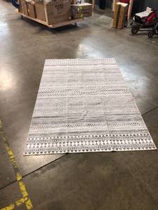 lot 16048 image: Grey NuLoom 5 ft. x 8 ft. Tribal Motif Banded Indoor Area Rug