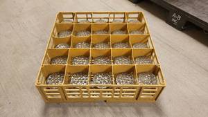 lot 4625 image: (25) Rocks Glasses W Bubbled Bottoms