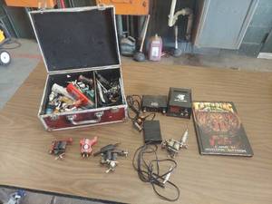 lot 6001 image: Tattoo Kit