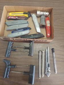 lot 6016 image: Utility Knives and Air Pressure Guages