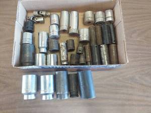 lot 6141 image: 12 in Drive assorted Sockets