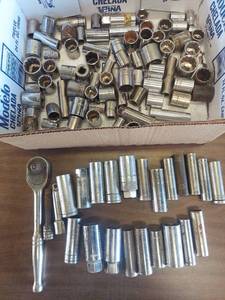 lot 6144 image: assorted Sockets