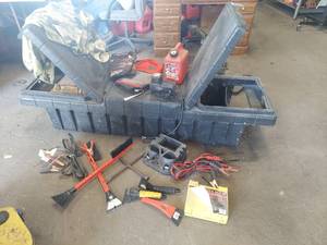 lot 6160 image: Truck Bed Toolbox (Has Been Modified) with Auto Accessories