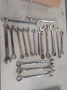 lot 6049 image: assorted wrenches