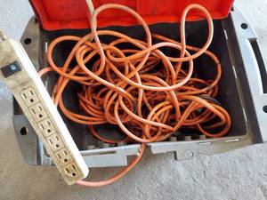 lot 6063 image: assorted cords
