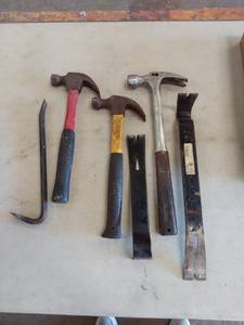 lot 6070 image: hammers and pry bars