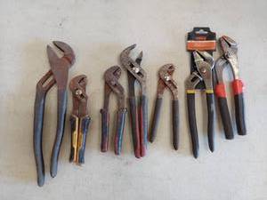 lot 6075 image: water pump pliers