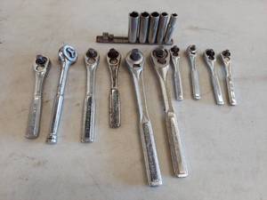 lot 6082 image: craftsman ratchets