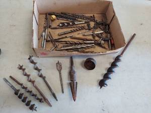 lot 6086 image: assorted drill bits