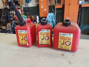 lot 6096 image: 3 gas containers