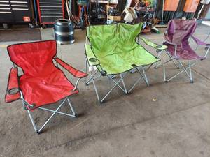 lot 6164 image: 3 camp chairs