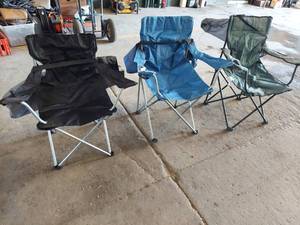 lot 6196 image: 3 camp chairs
